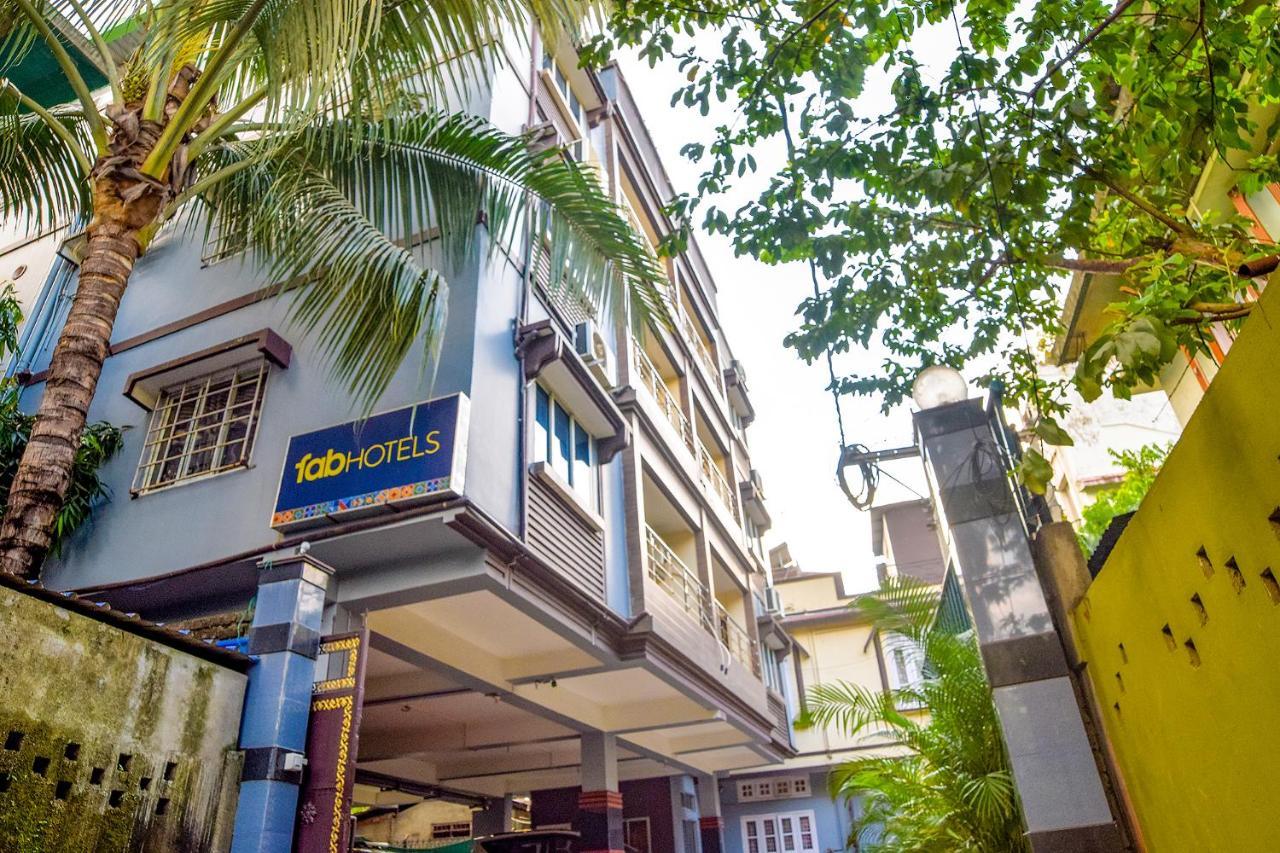 גווהטי Fabhotel Ir Luxaria מראה חיצוני תמונה